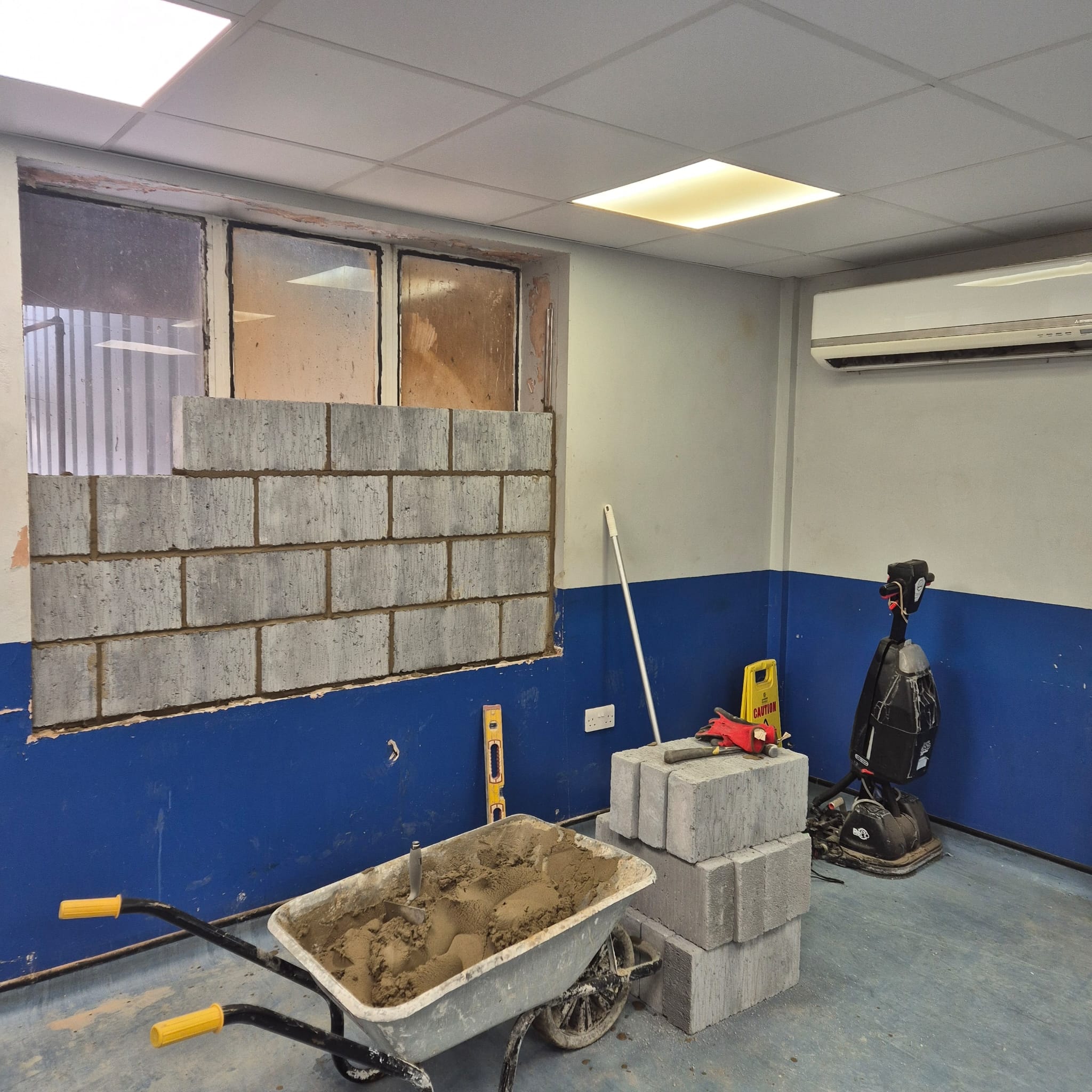 Commercial building refurbishment interior fit-out